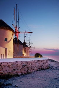 mykonos-windmills2-vert