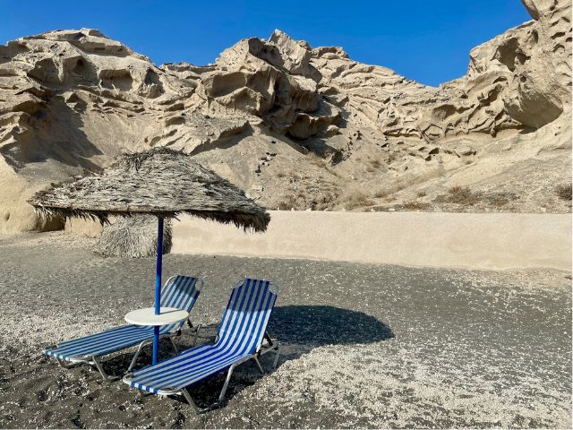 vlychada beach