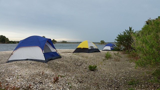 tent-1555720_640