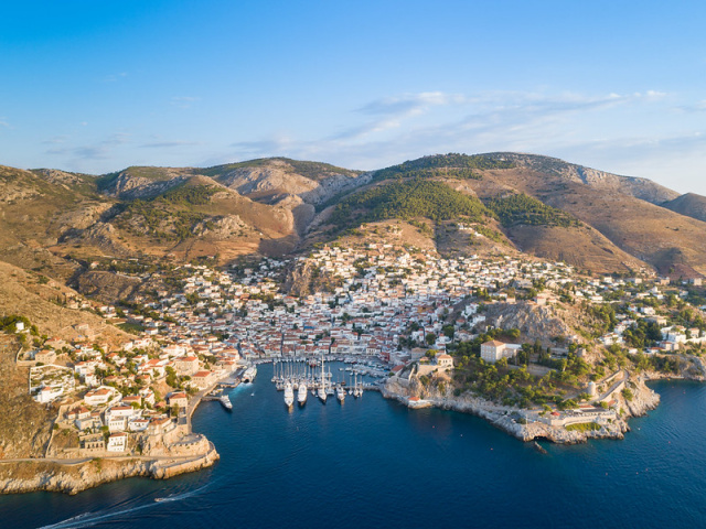 October in Greece: Hydra