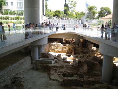 new-acropolis-museum-excavations