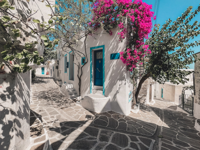 paros